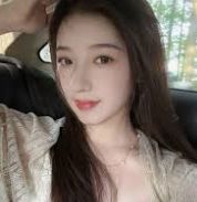 糖心vlog小桃酱照片-糖心Vlog中的小桃酱，时光剪影的甜蜜印记